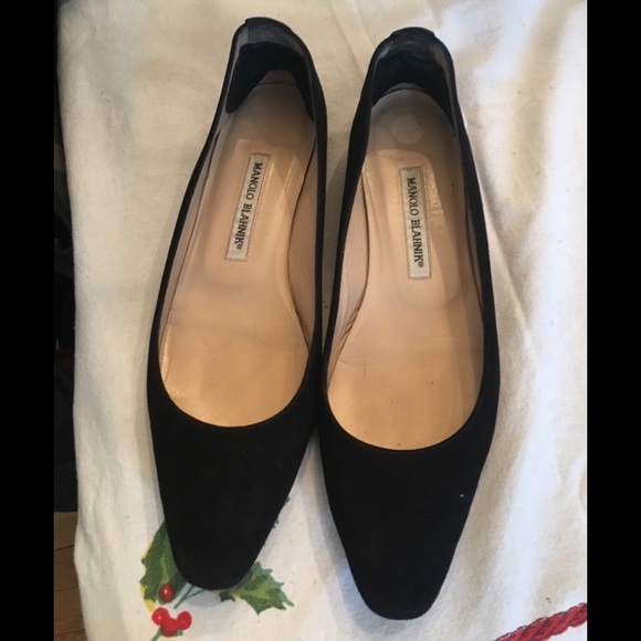 Manolo Black suede shoes - Picture 2 of 7